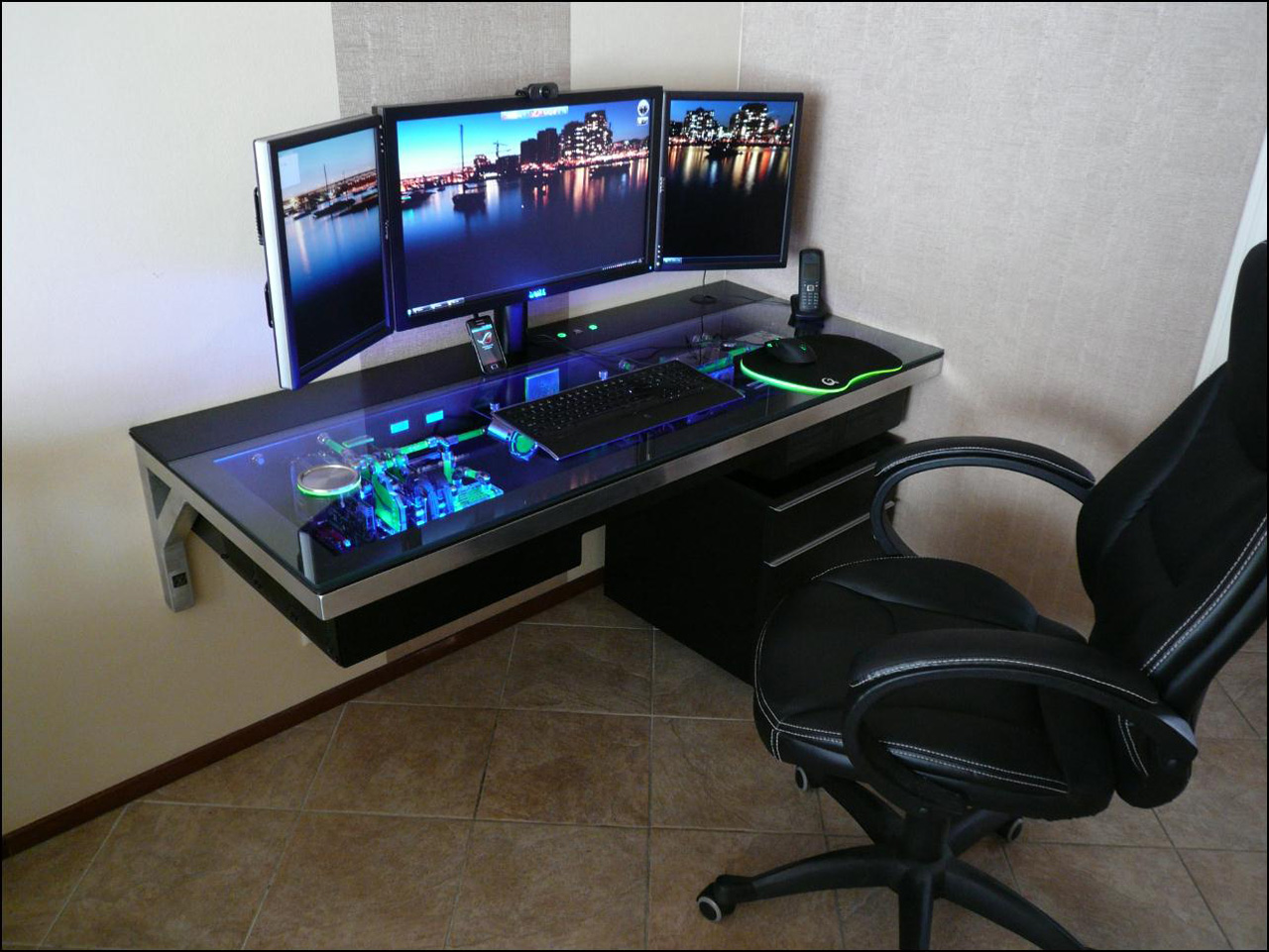 Desk Case