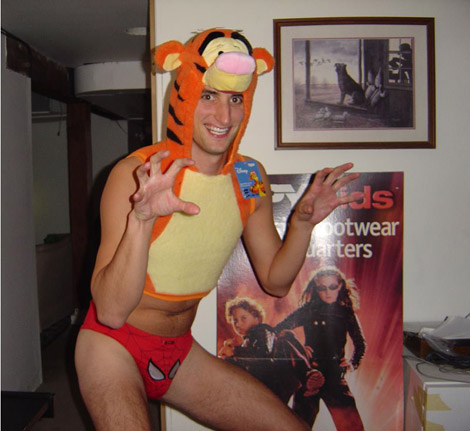 Rawr guy